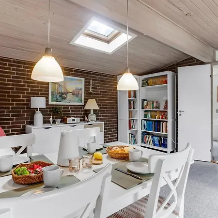 Sessa - 800m From The Sea By Interhome Feriehus