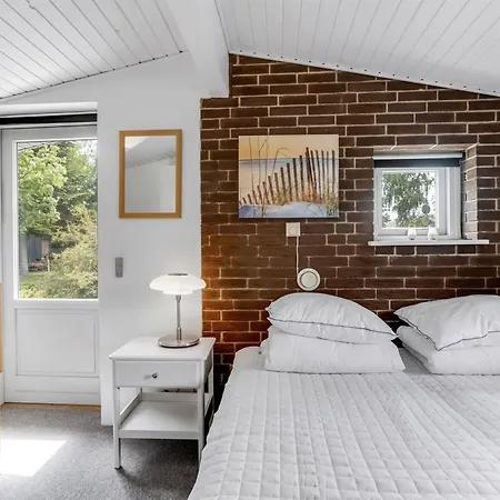 Feriehus Sessa - 800m From The Sea By Interhome Bøtø By